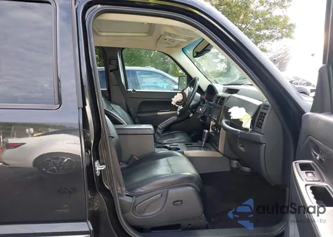 2012 Jeep Liberty Limited Jet Edition z USA, uszkodzony, nr VIN 1C4PJMFK0CW207002